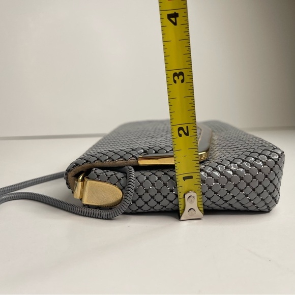 Vintage 70’s Silver Envelope Shoulder Clutch Metal Evening Bag - Picture 15 of 17